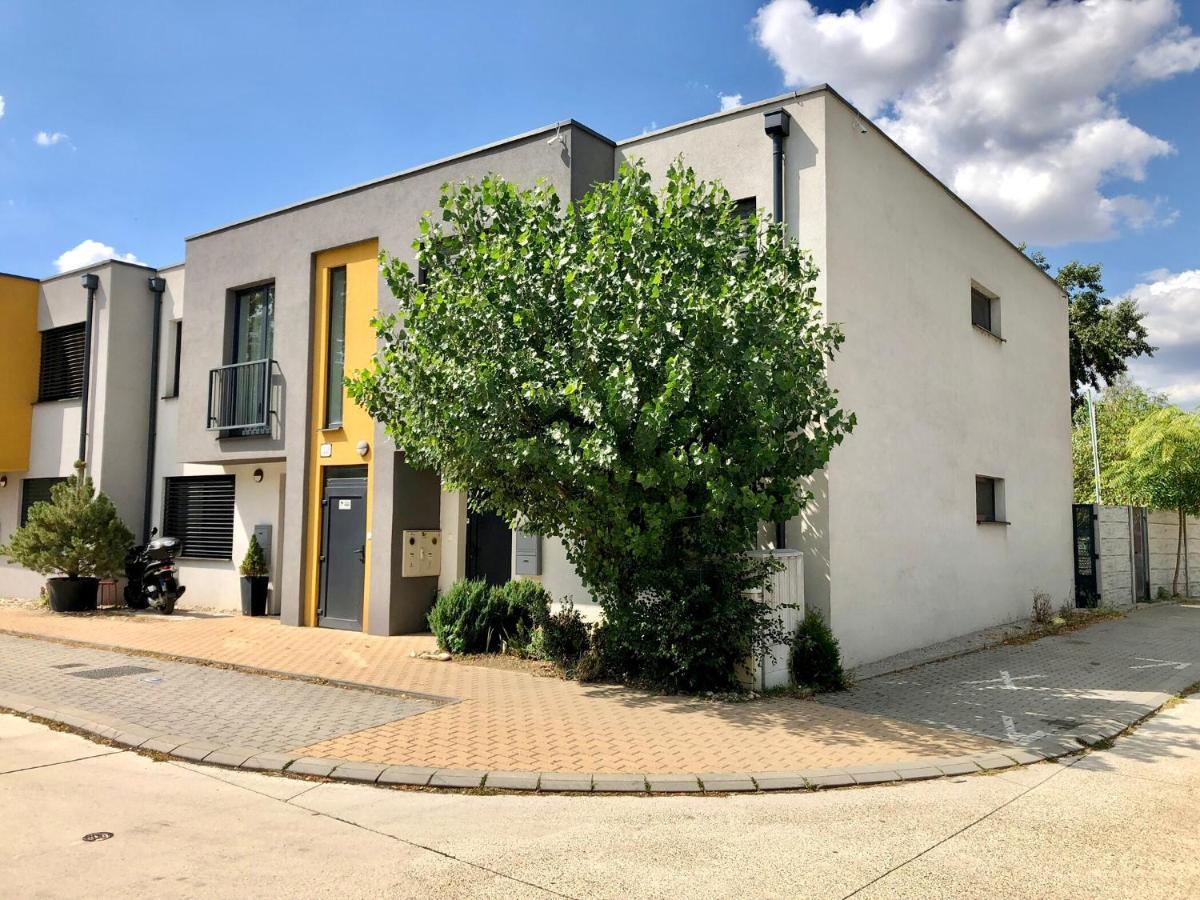 Sunrise Apartments Senec Exterior foto